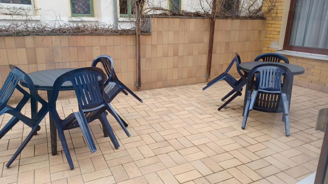Pension Am Stern Λειψία Εξωτερικό φωτογραφία